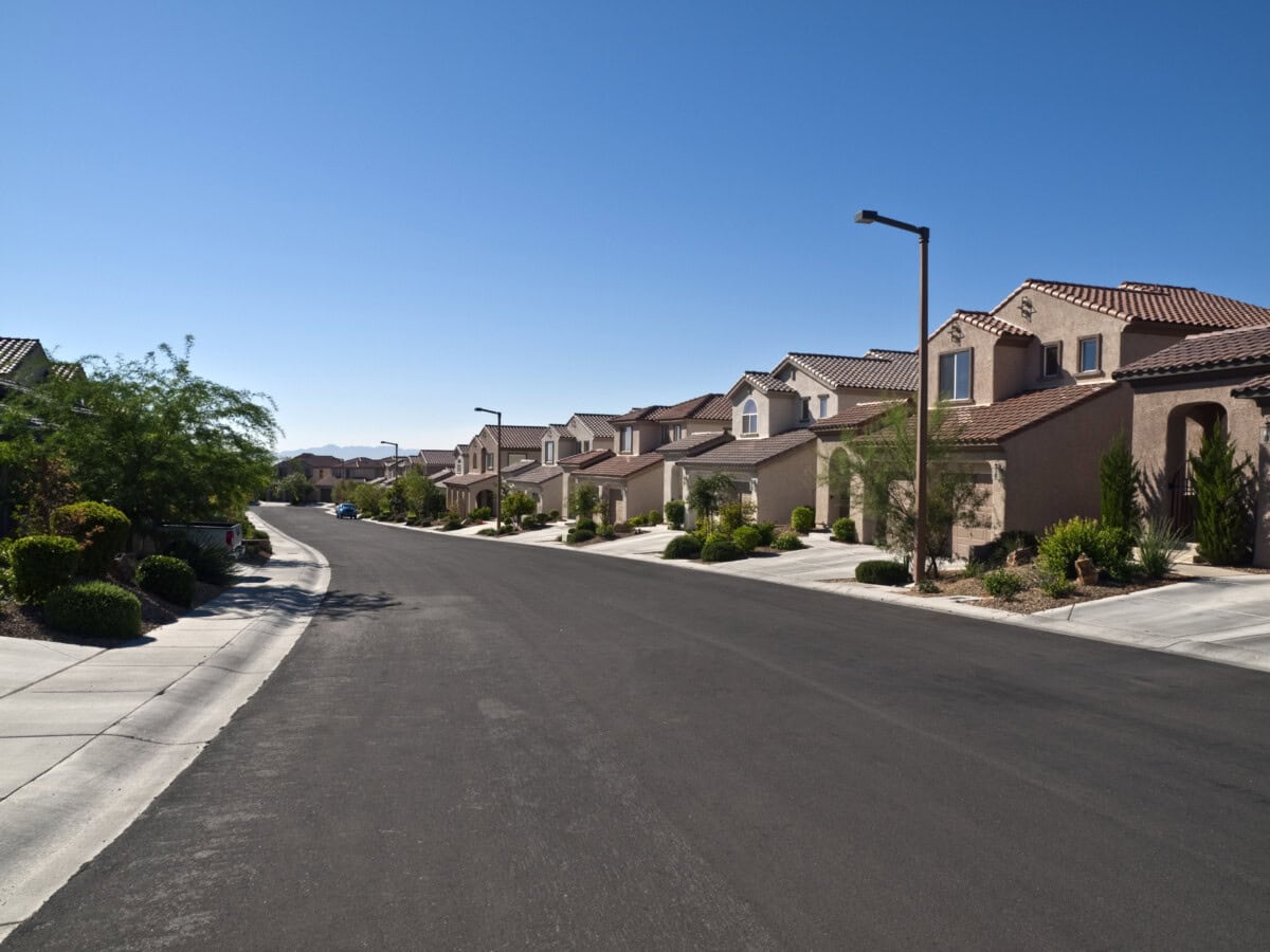 houses and apartments and condos in las vegas nevada